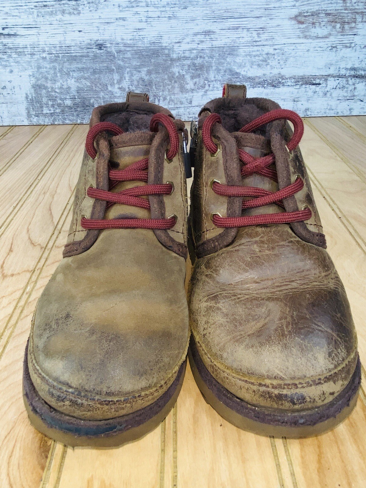 Ugg Neumel II Waterproof Chukka Leather Boots Brown 1017322T Boys Youth Size 11