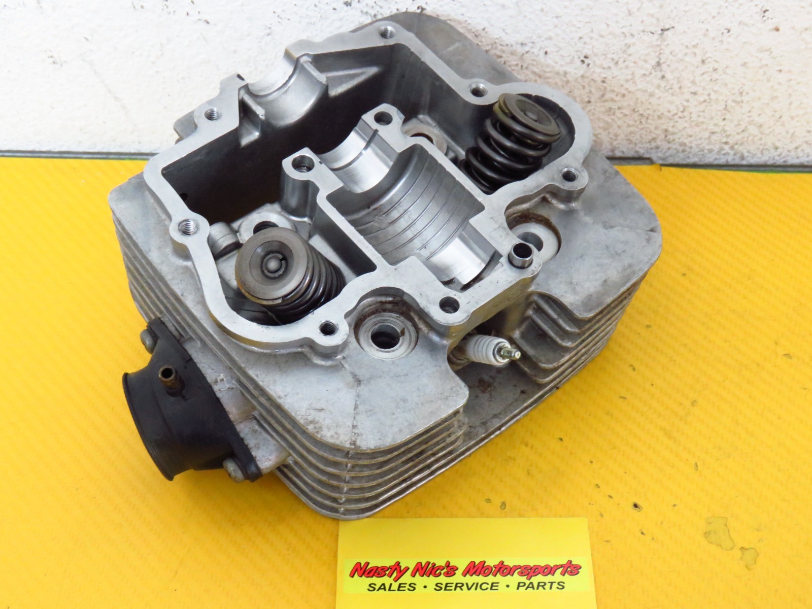 1983 SUZUKI LT125 OEM VALVE HEAD valves cylinder head GOOD SHAPE