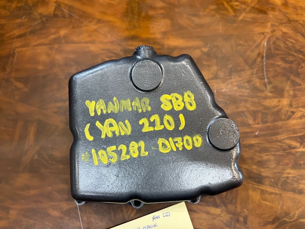 YANMAR SB8 OIL PAN #105282-01700 MARINE DIESEL W/ PLUG