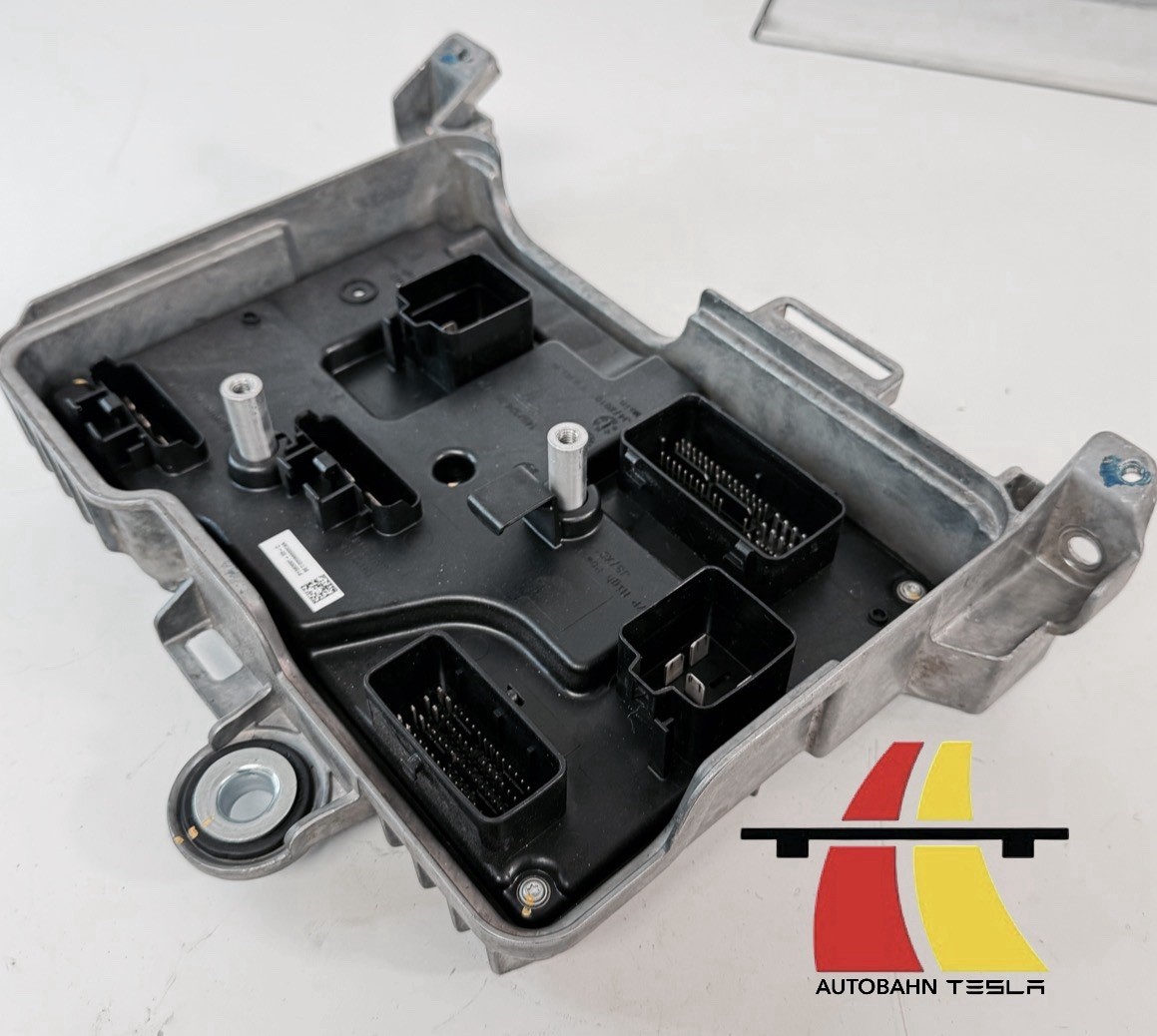 2020 - 2024 Tesla Model Y Front Electronic Controller Module AWD 1497324-00-H2