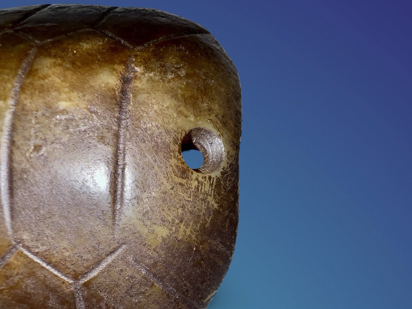 Pueblo Native American Turtle Fetish Pendant c.1800s – Pump Drilled