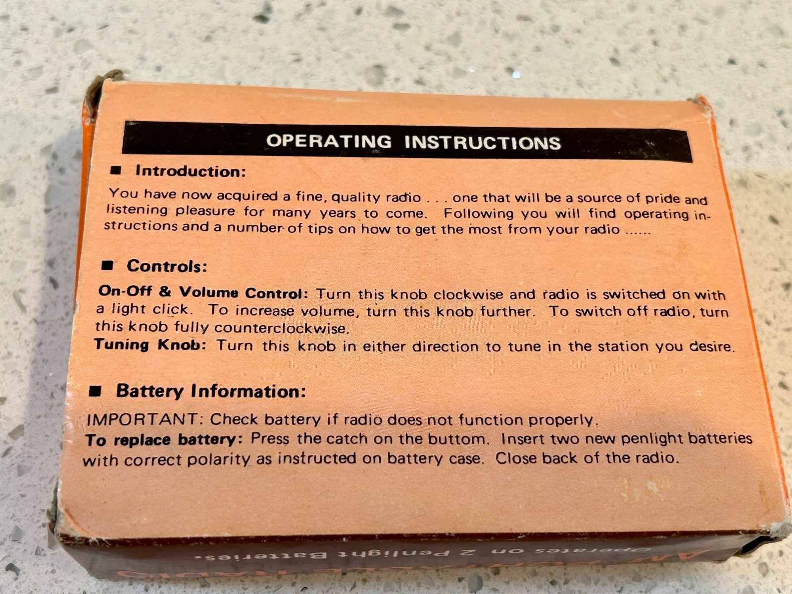 VINTAGE 1960-70's International Brand Transistor Radio Model IC 90 - Mint in Box