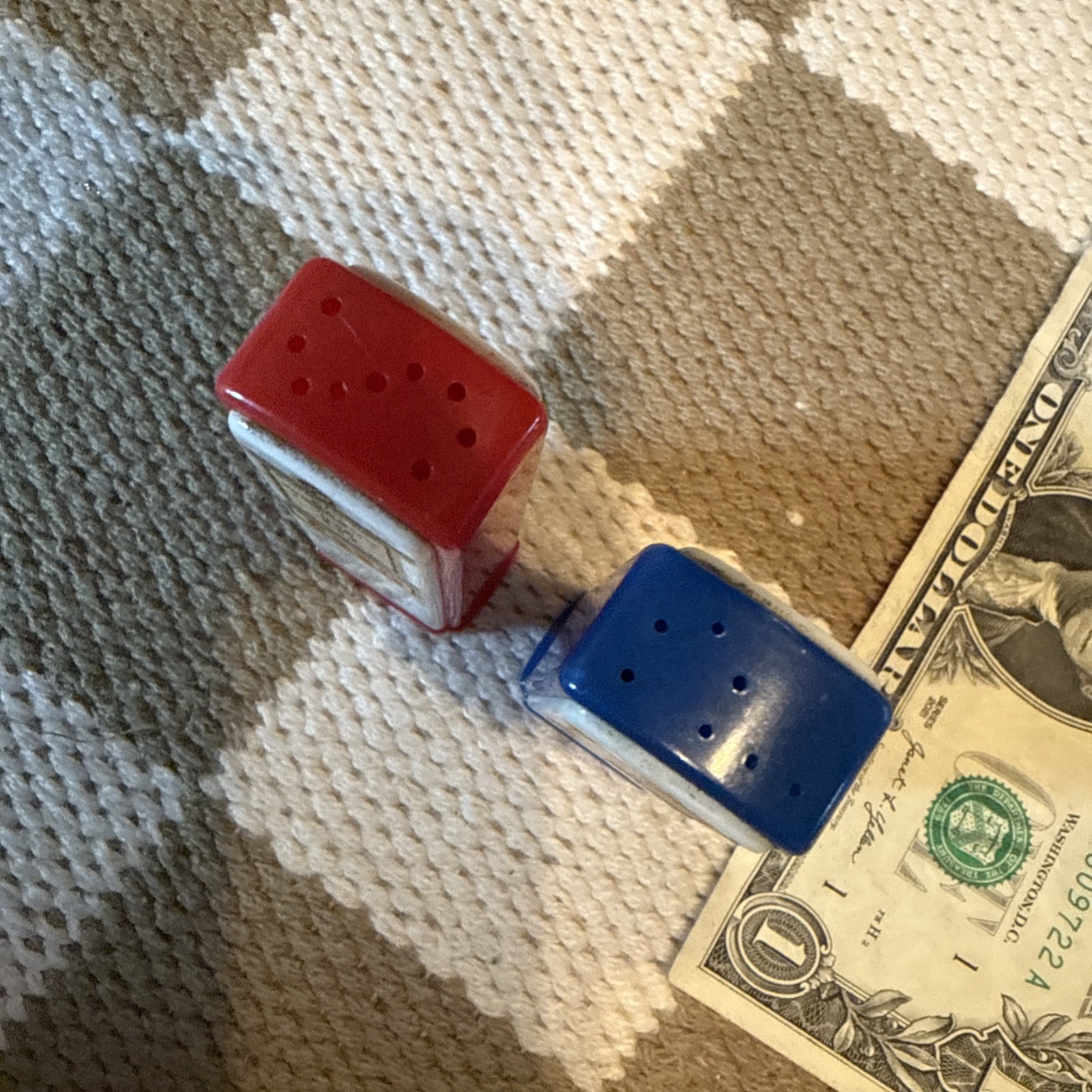 Vintage 1950 S Plastic ESSO Gas Pump Salt And Pepper Shakers