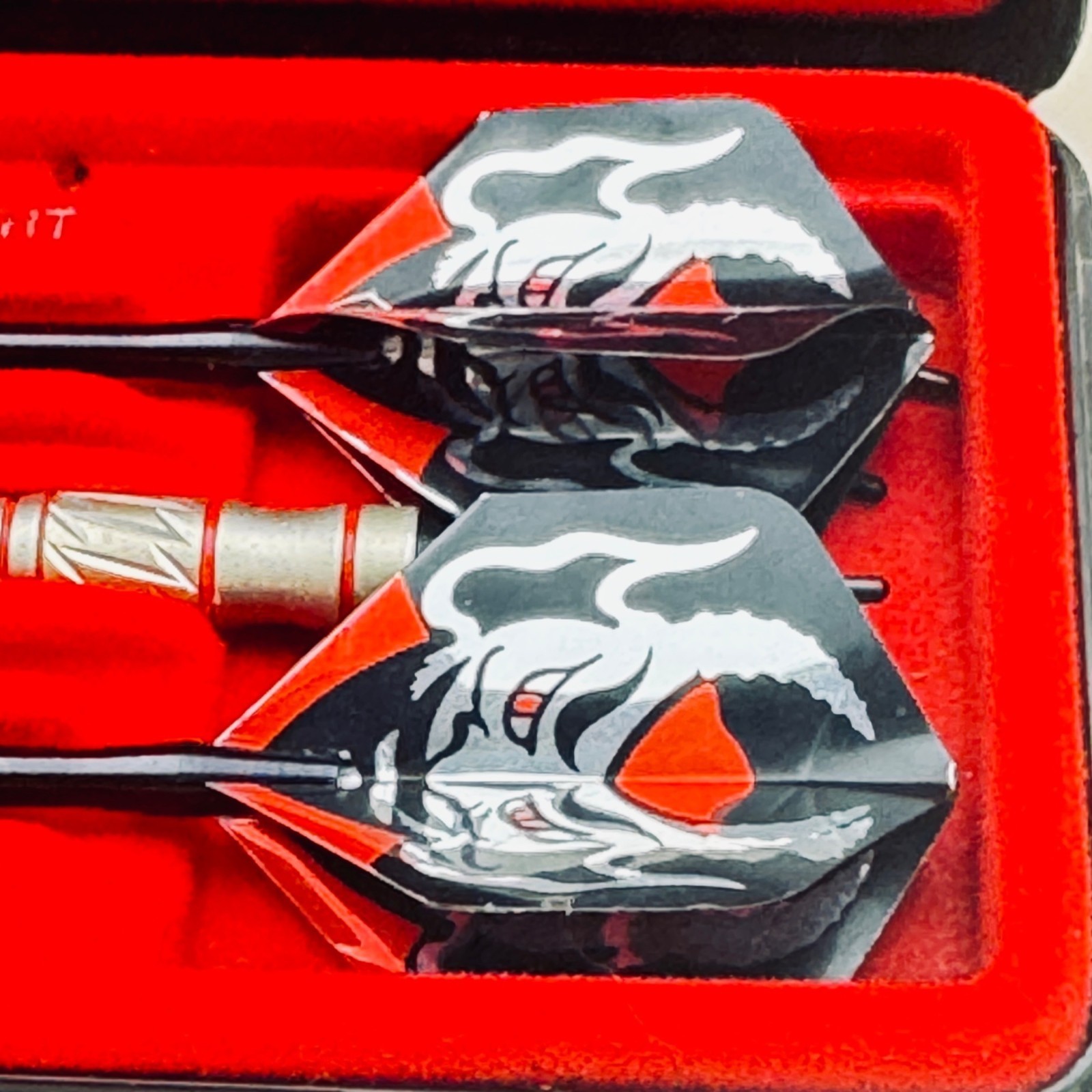 Dart World Stingray Adjustable Weight Soft Tip Darts Complete Set Of 3 Devil