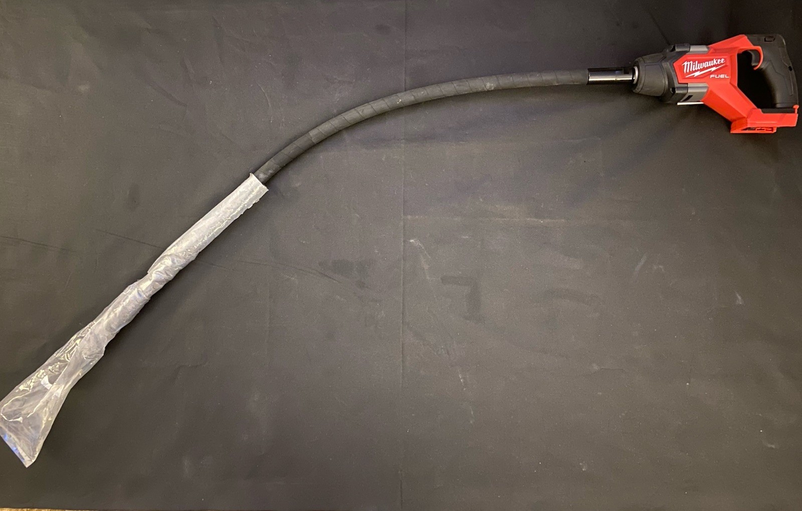 Milwaukee Tool 2910-20 M18 Fuel 4 Ft. Concrete Pencil Vibrator (Tool Only)