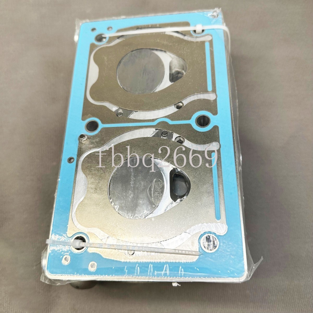 New Air Brake Compressor Cylinder Head For Volvo / Mack 9125129352 / 22203109