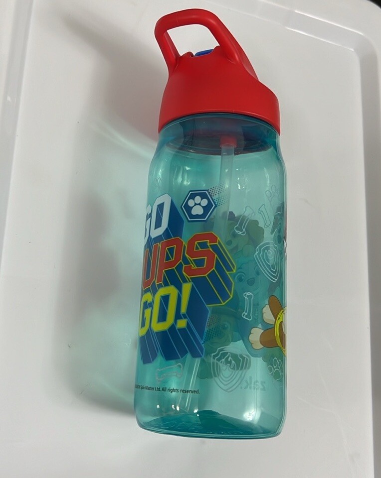 Paw Patrol Sip Water Bottle w/Carry Loop 16 oz Sippy Cup zak Designs