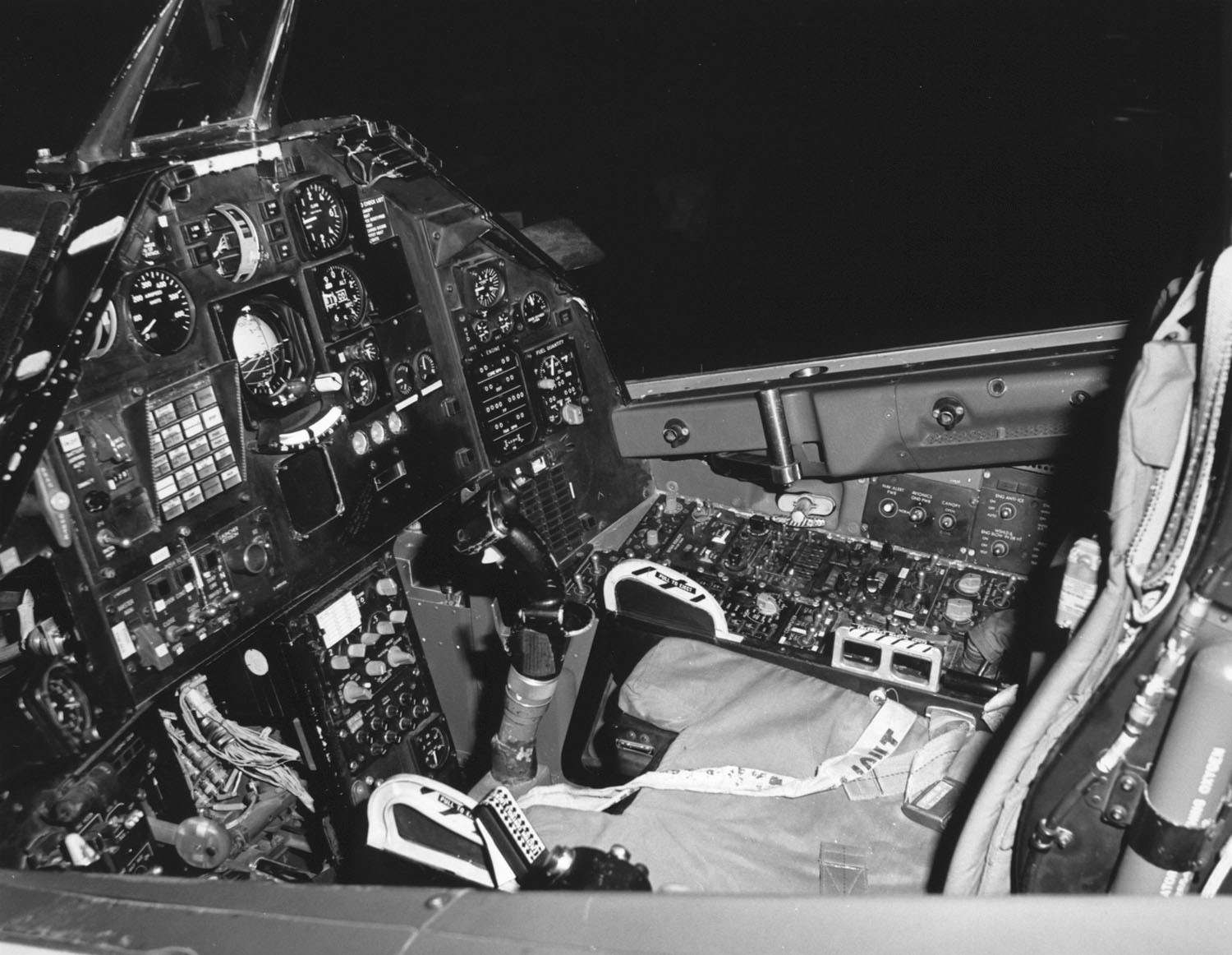 USAF F-117 Patch Desert Storm Iraq War Stealth Radar Roswell Alien Area 51