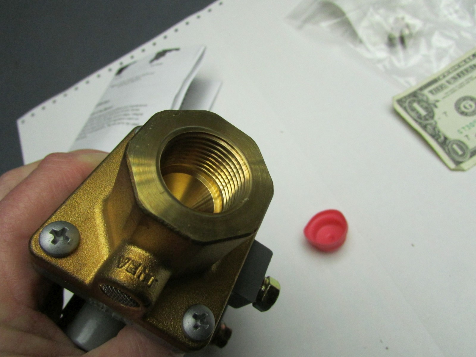 Emerson-Fisher 2-Stage LP Gas Propane Regulator Valves 550K BTU FPOL x 1/2" NPT