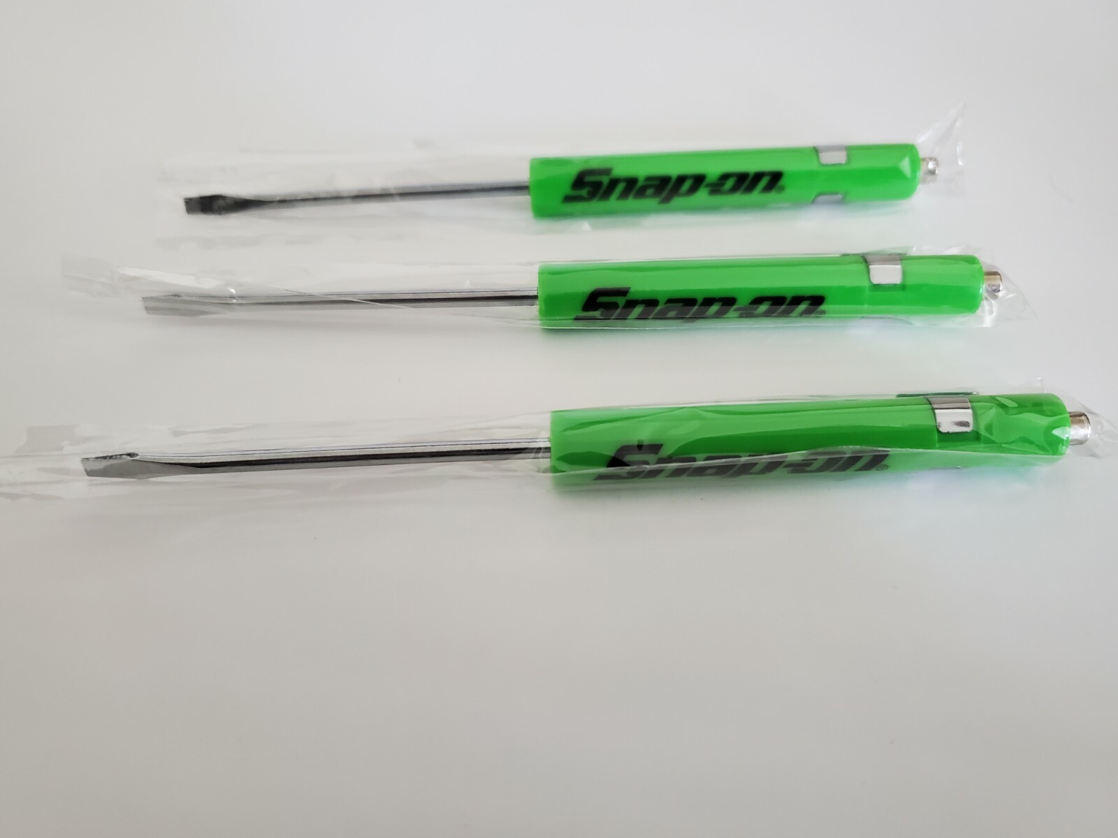 3 Snap on tools screwdrivers per order Green pocket screwdriver magnet end NEW!!