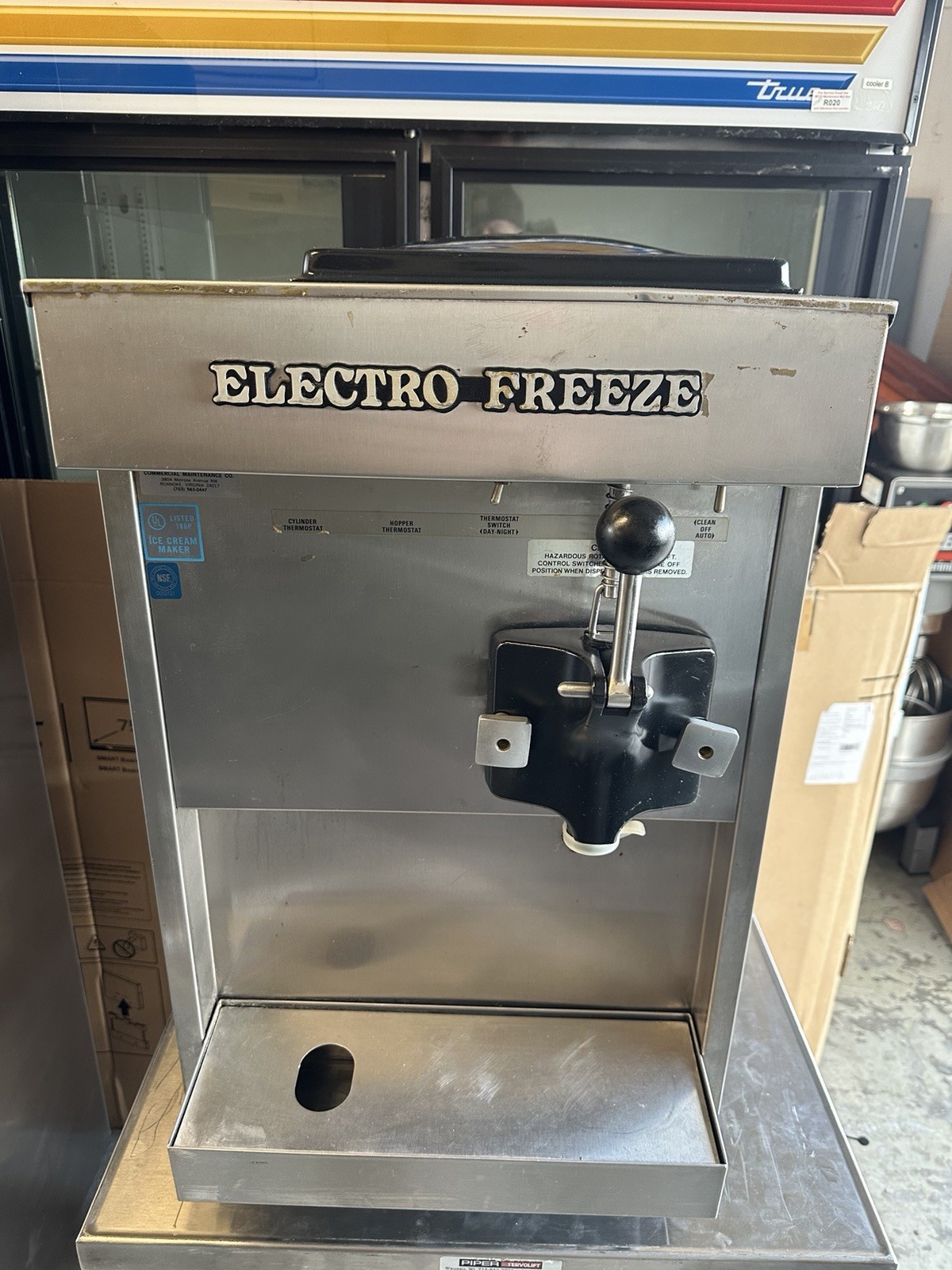 Electrofreeze Commercial Countertop Ice Cream Machine – Single Phase – 208/230 V