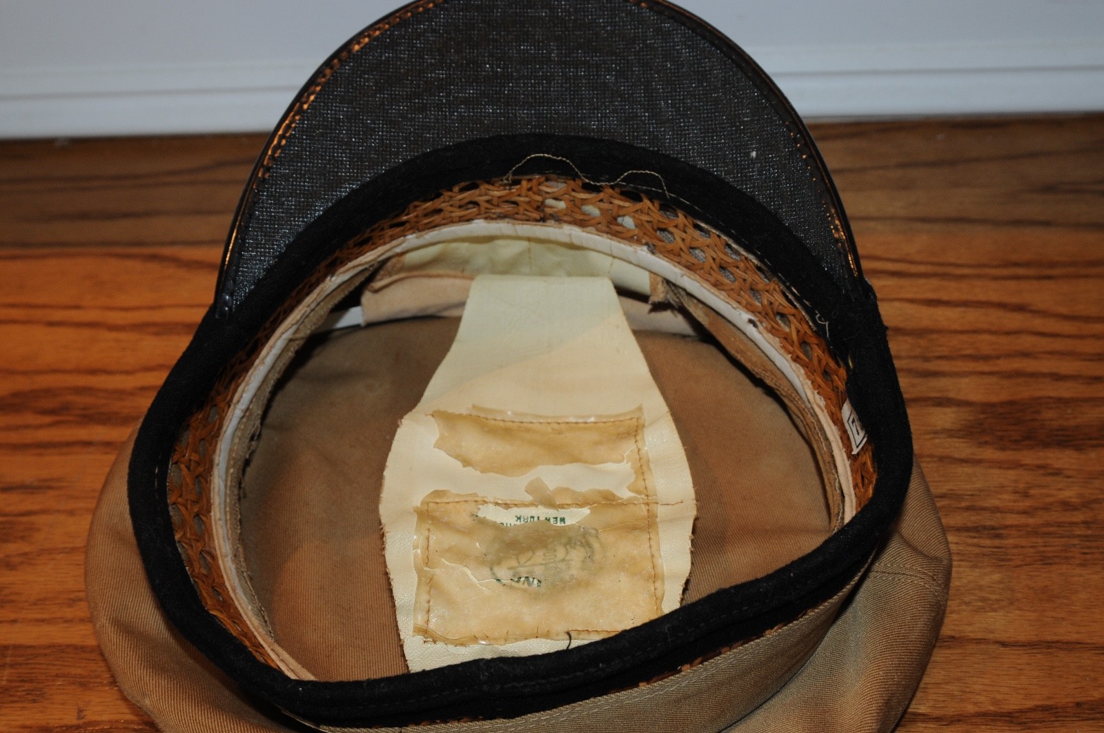 United State US WW2 USN Navy Visor Hat Cap Original Period Hat Well Worn Damaged