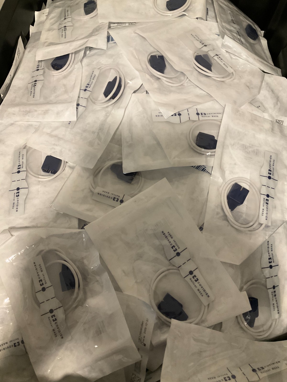 LOT OF 100 Covidien MAXA Nellcor Adult Sp02 Sensor