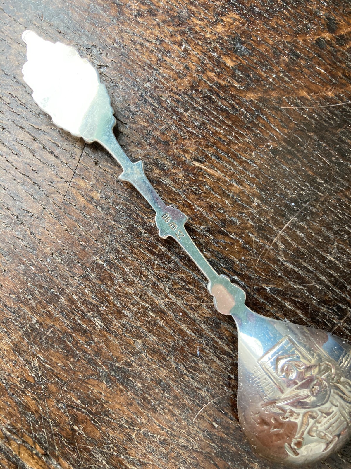 Vintage Silverplate Dutch 90 SOUVENIR SPOON Delft Windmill Lute Player VERY NICE