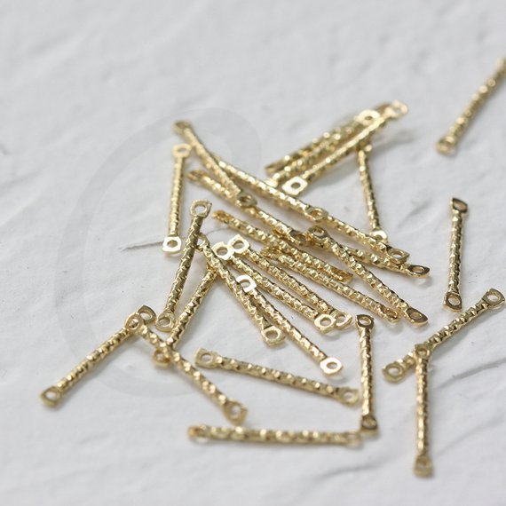 100 Pieces Raw Brass Cut Textured Connector - Link - Bar 14x1mm (3950C)