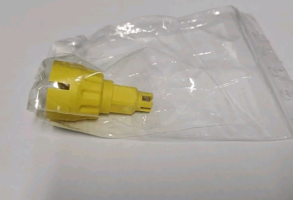 NEW  Drager Fill Adapters Sevoflurane M36120