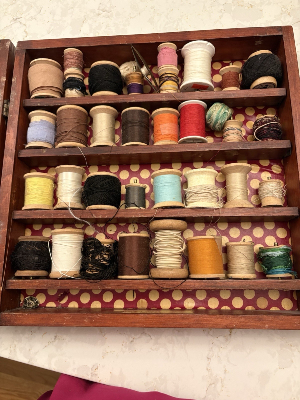 Vintage Case Full Of Wooden Spools Of Thread