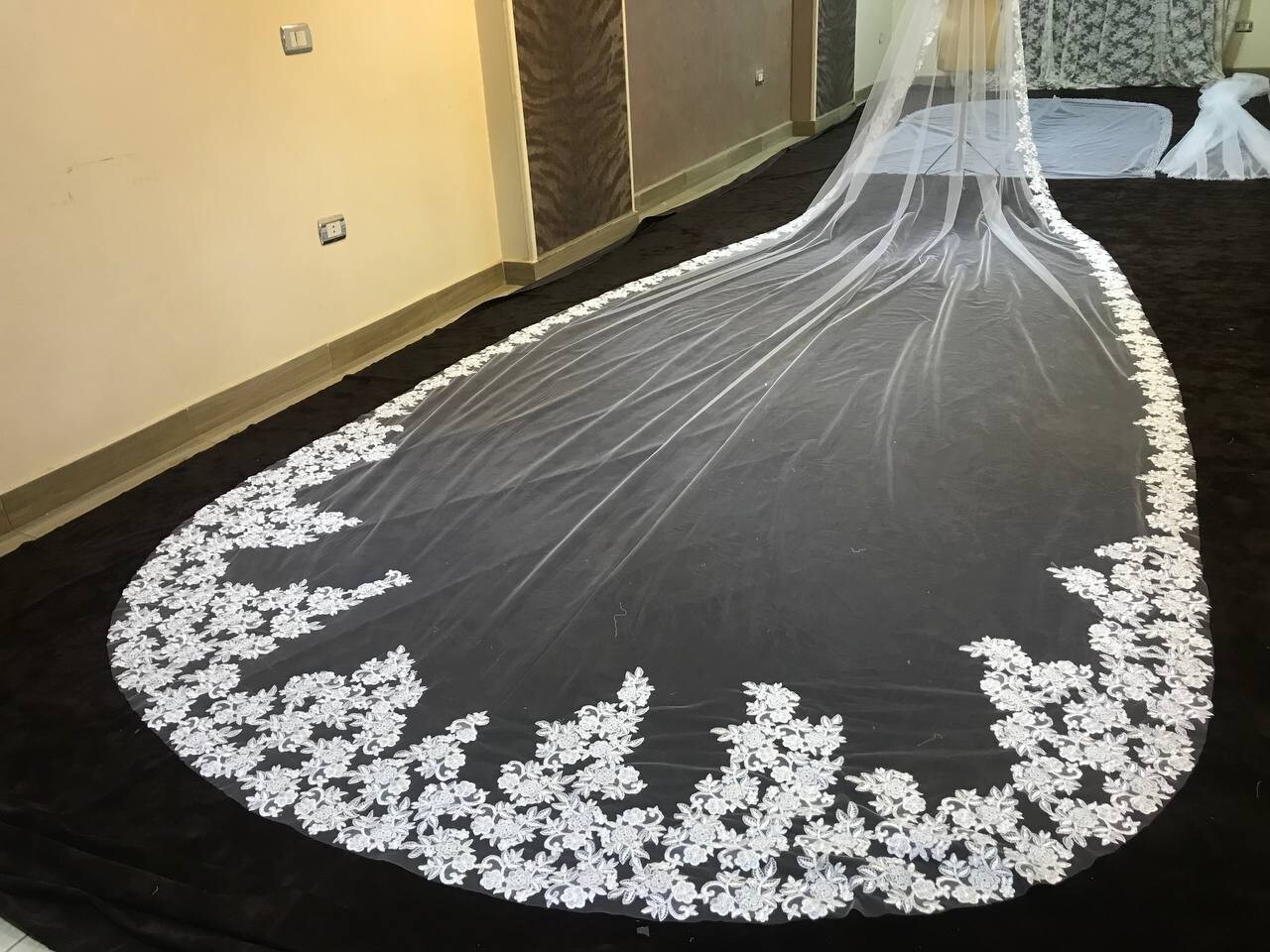 bridal veil lace edge 5 meters length 1 tier Embroidery lace veil