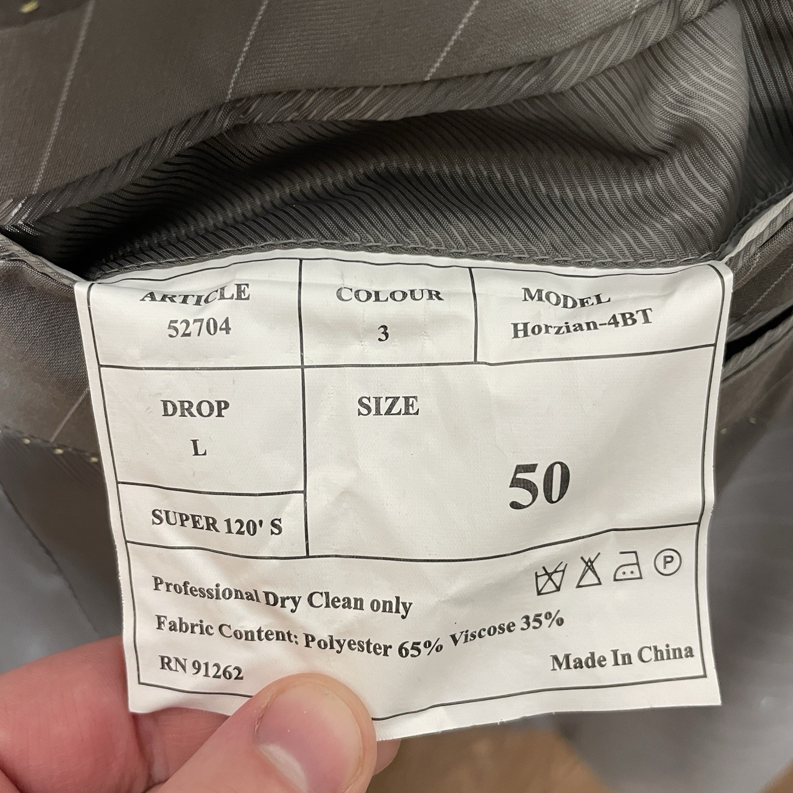 Giorgio Fiorelli Uomo 2 Piece Suit Mens 50L 42x29 Beige Striped Polyester Peak