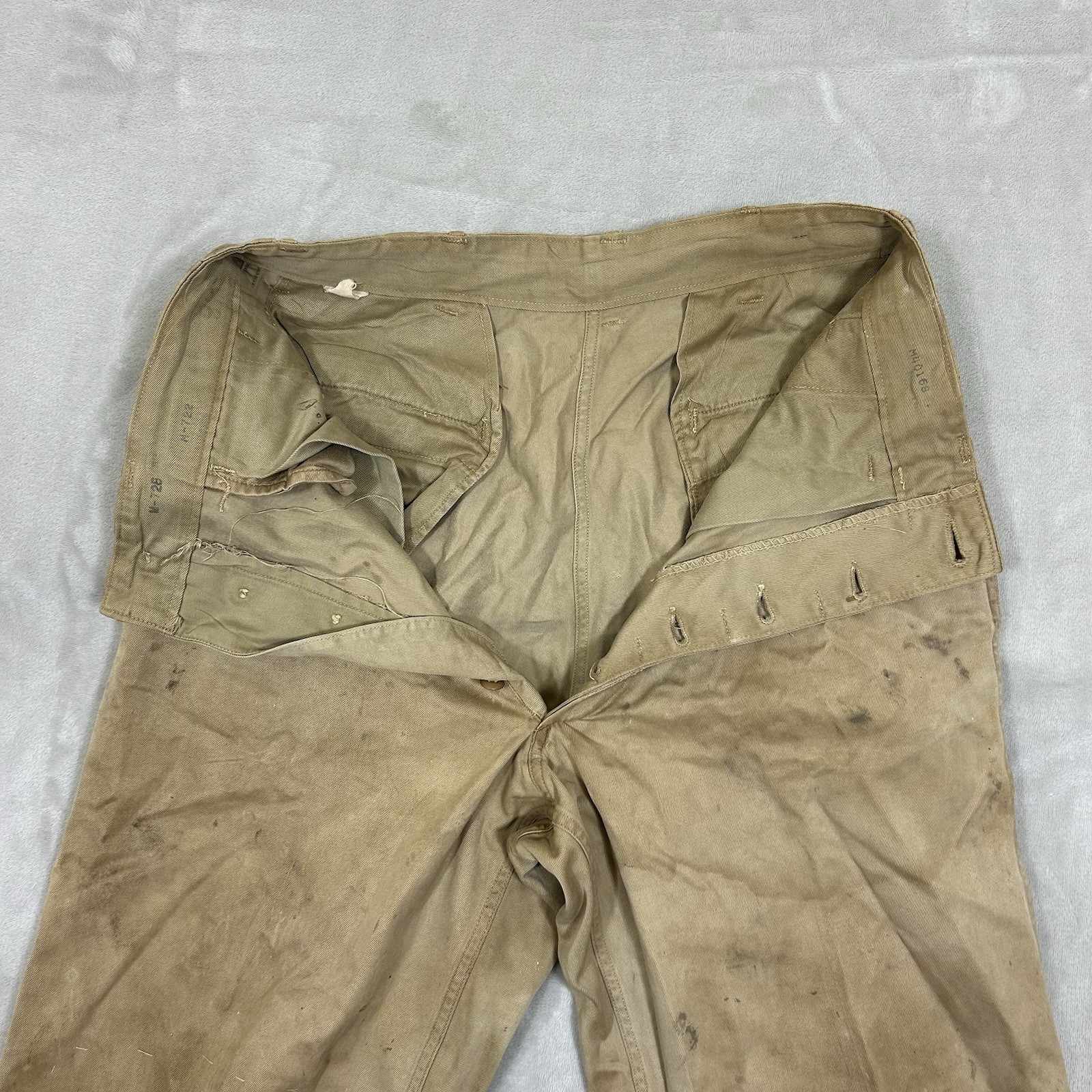 Vintage 1940s WW2 US Army Khaki Chino Cotton Uniform Pant 28x31 Button fly