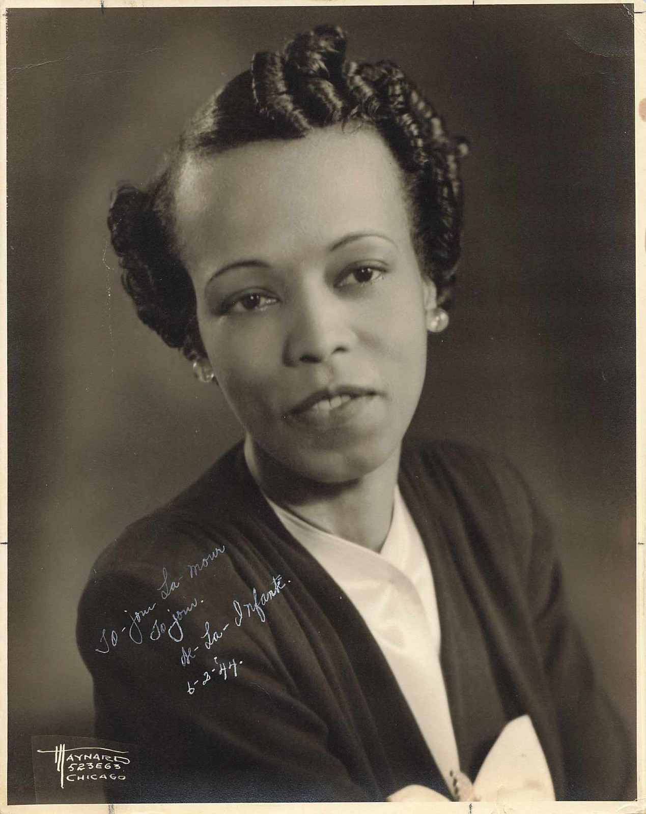 1944 Mrs. Lea Infante Signed Photo Maynard Studio Chicago LA Sentinel Provenance