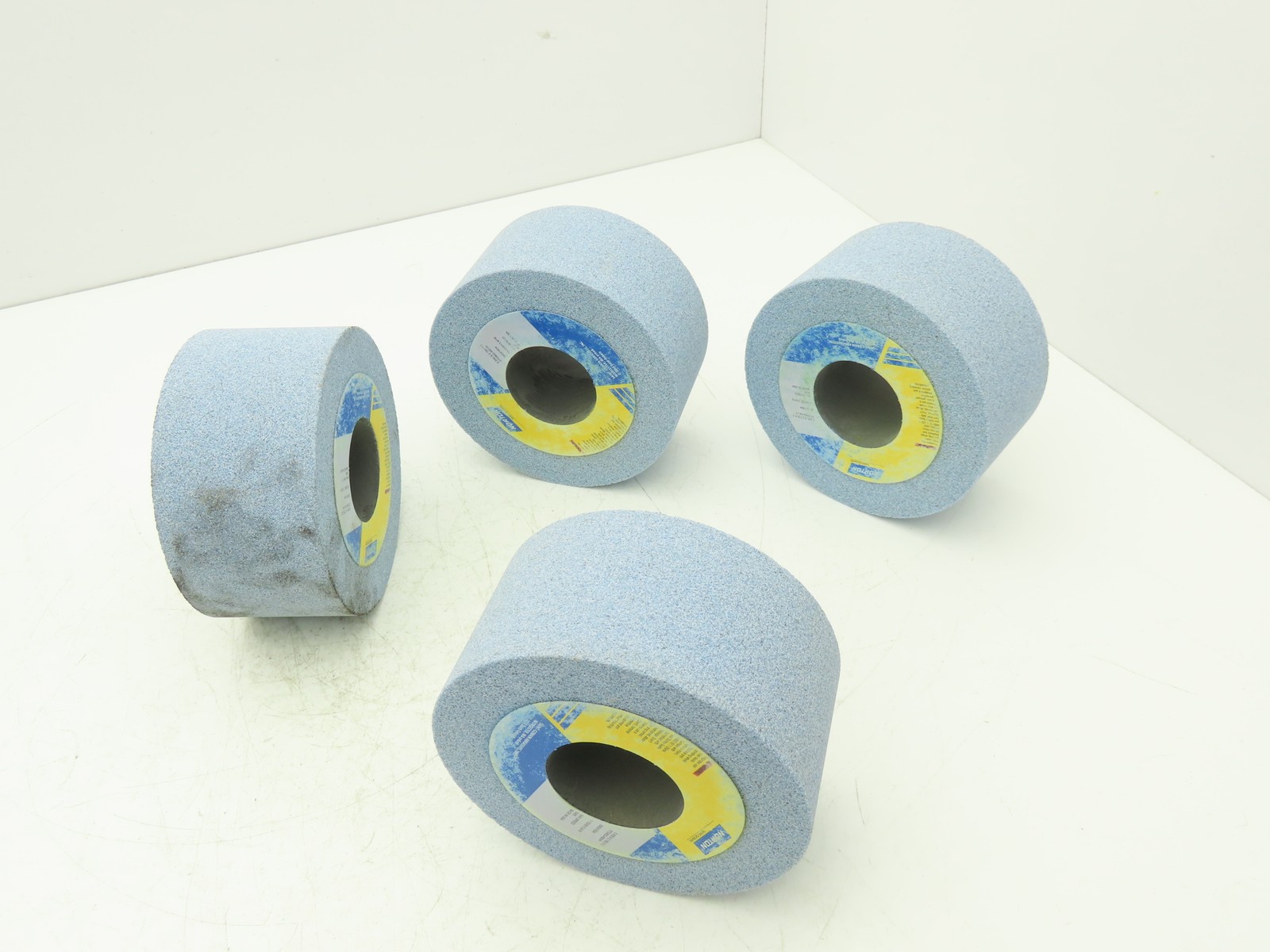 Norton BX531924 Grinding Wheel 5.5" x 2.75" x 2" Lot of 4