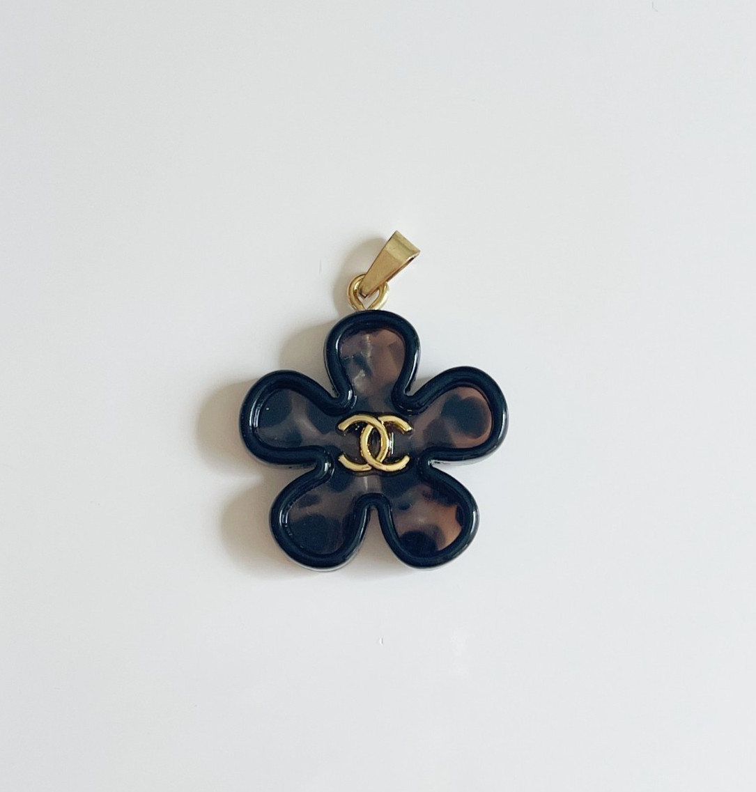 CC Flower Tortoiseshell Flower Pendant Charm | 1pc