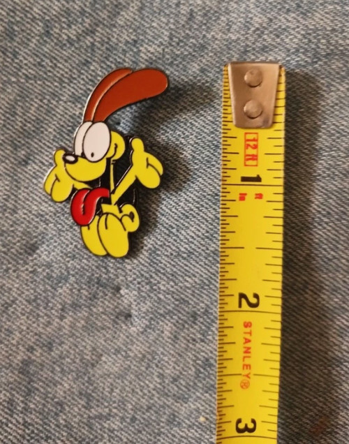ODIE-GARFIELD- ENAMEL PIN-SHIP ALL THE PINS YOU BUY FOR $4.99-VISIT OUR STORE