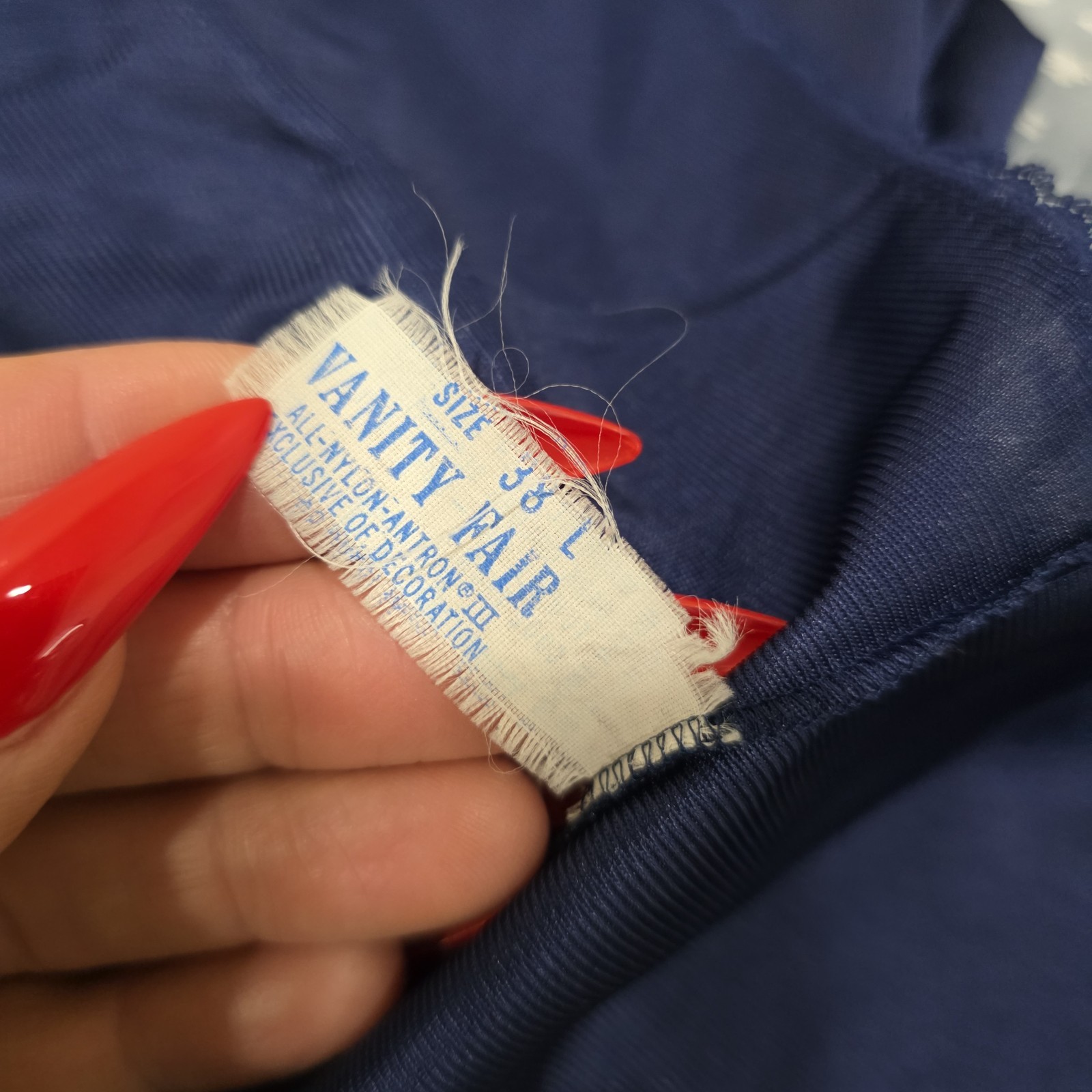 Vanity Fair Slip Dress Lace Trim Full Slip Navy Blue Size 38 Large USA