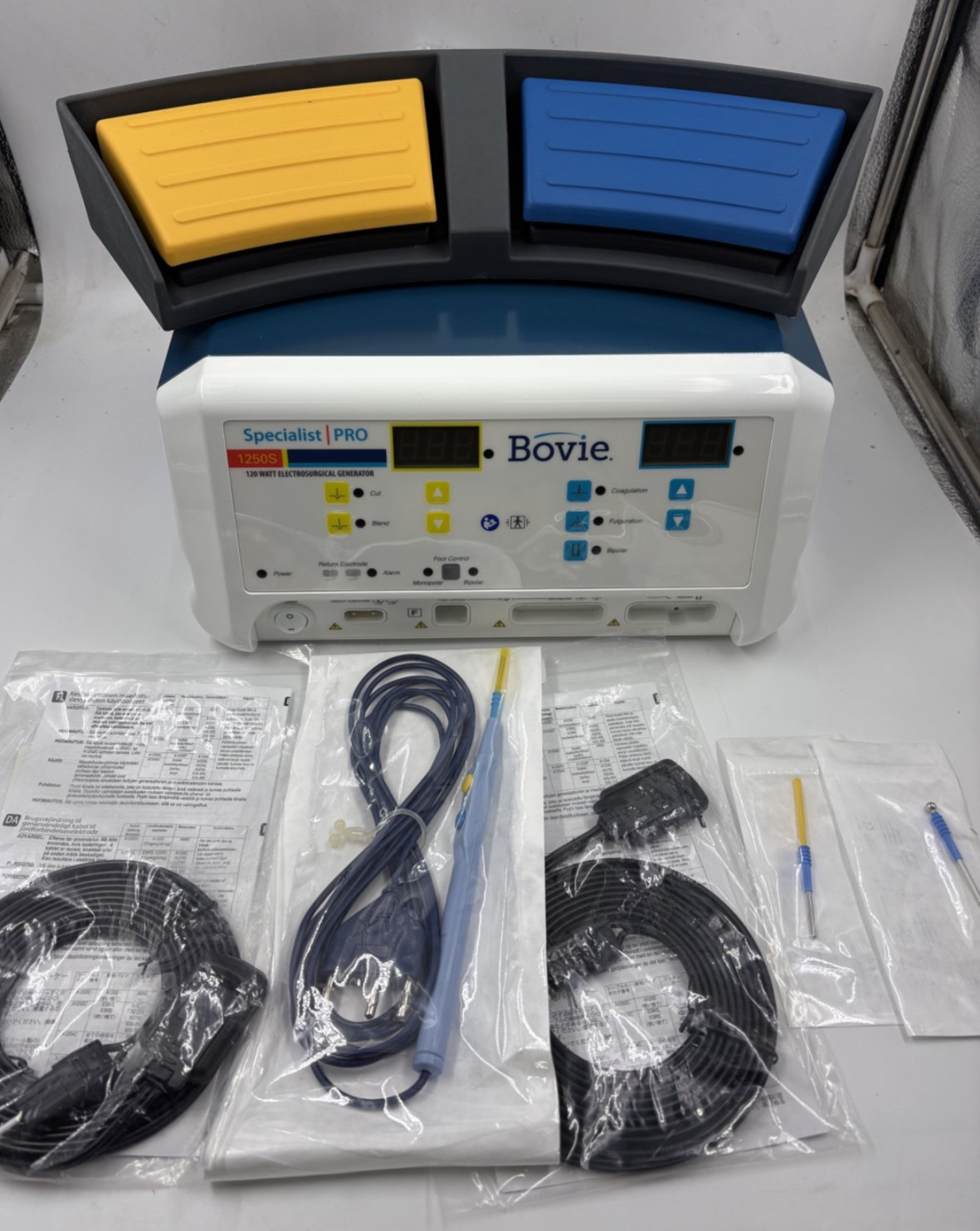 NEW! Bovie Specialist PRO A1250S 120W Electrosurgical Footpedal & Pencil + More!