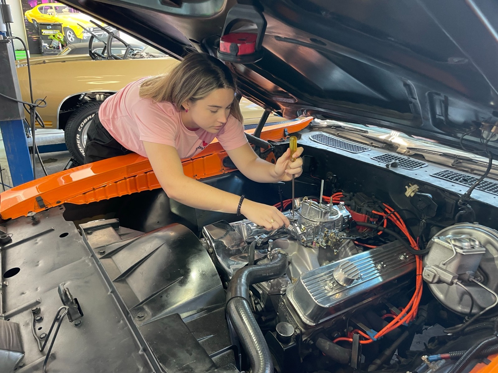 Edelbrock Remanufactured Carburetor 750 CFM Electric Choke # 1411 Driver Quality