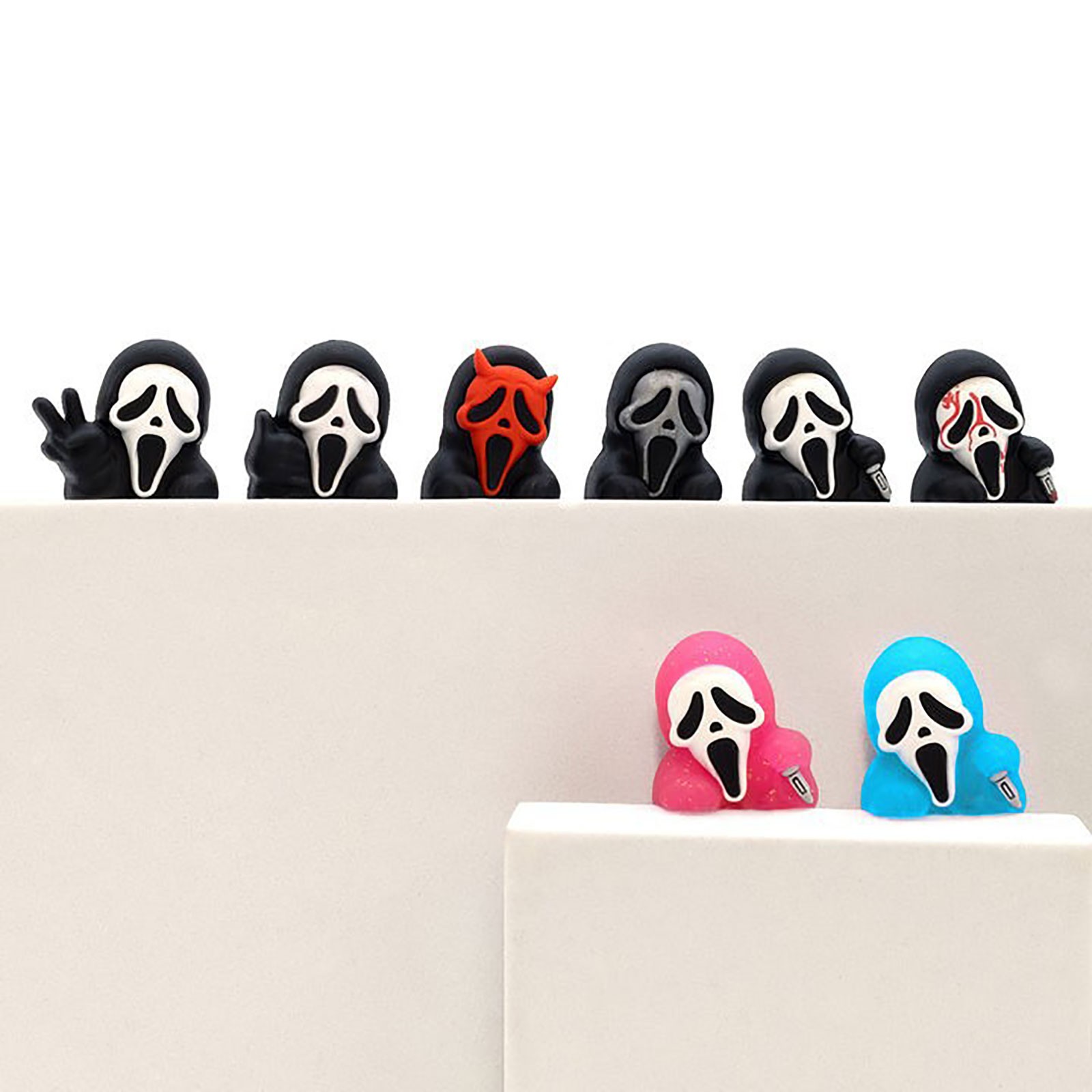 Creative Crawling Angel Ghost Face Phone Hugger Horror Themed Phone Grip Gifts