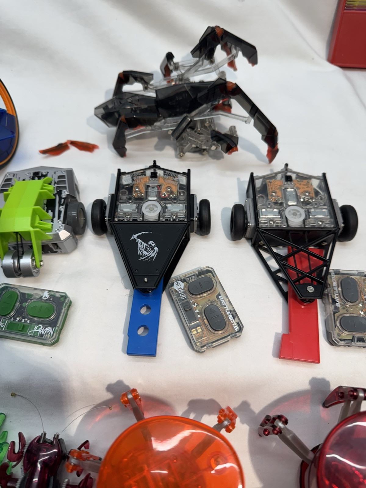 Big Lot - HEXBUG And Battle Bots - Parts Controllers Tested Working Remote RC