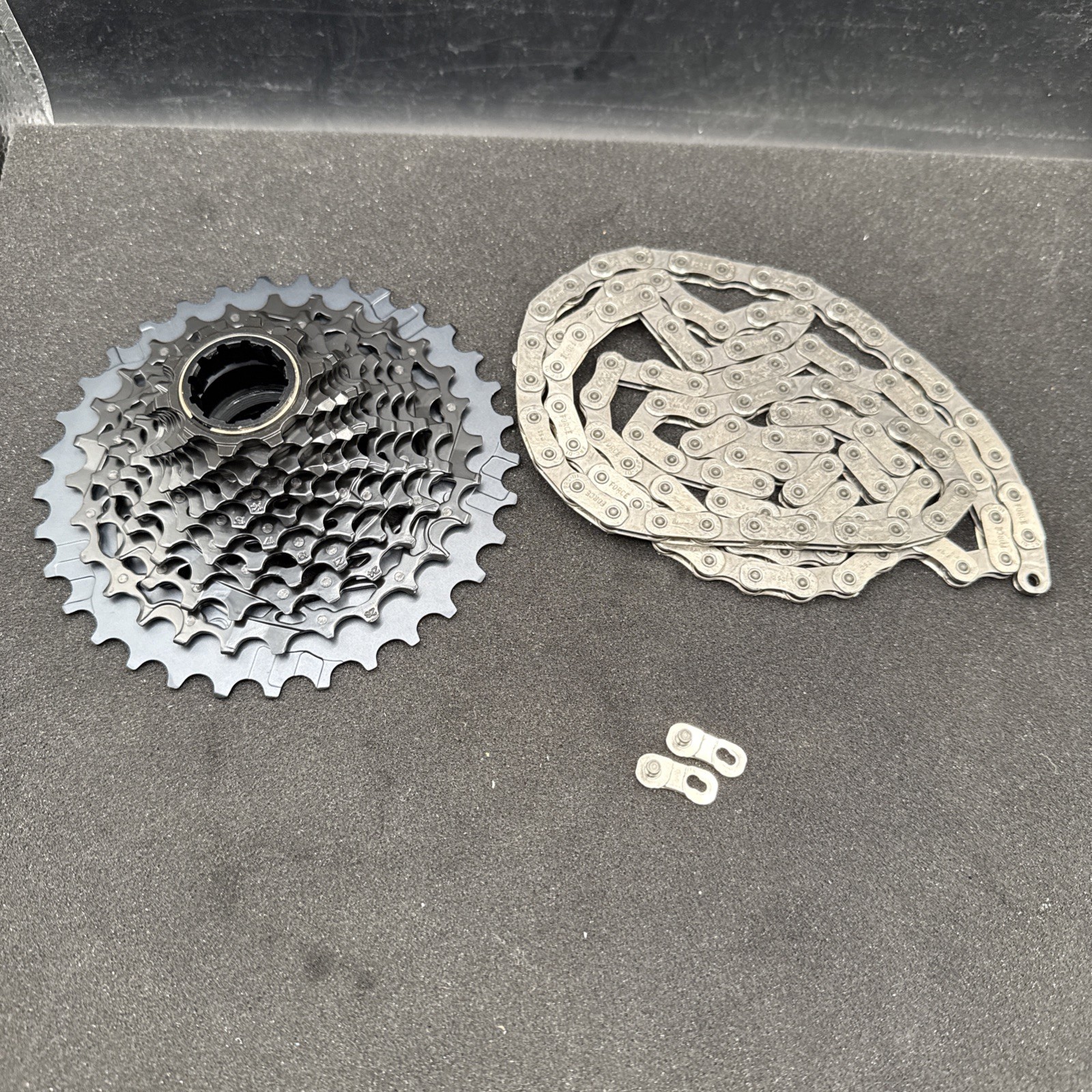 Sram Force 1270 12 Speed Cassette And Chain 10-33 114 Links Xdr Flattop (NW)
