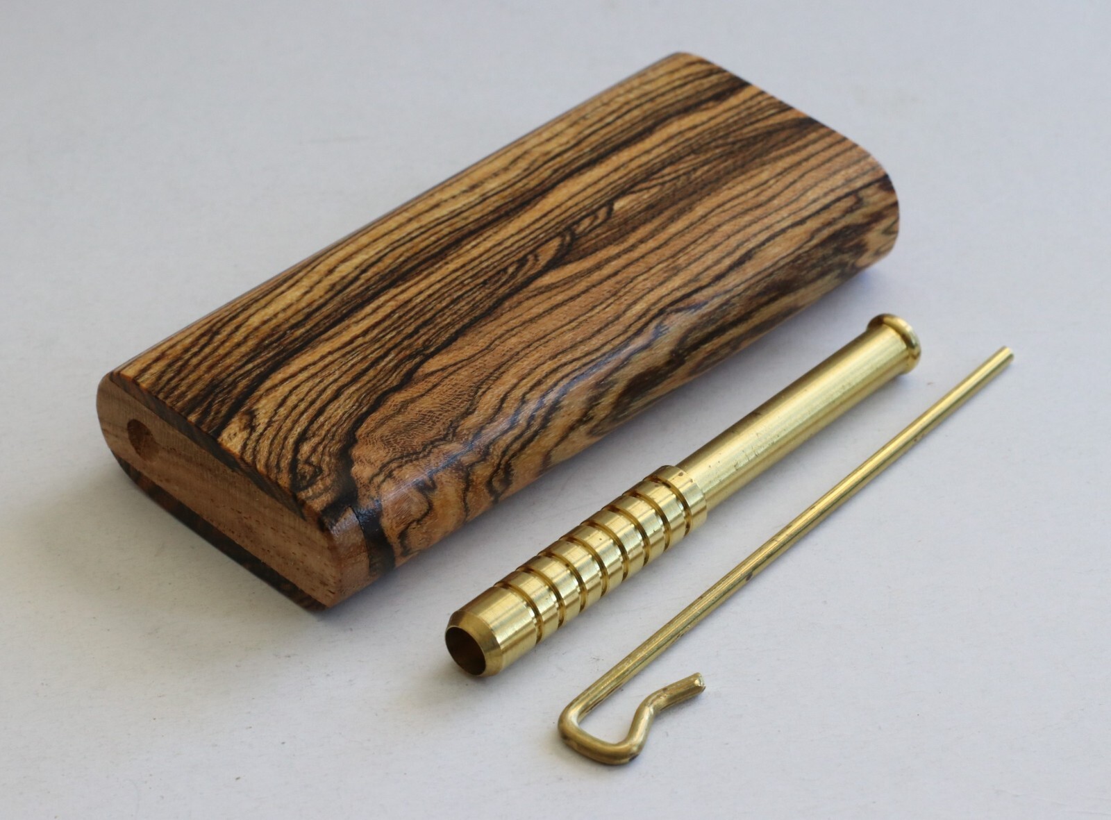 Bocote Wood Dugout with One Hitter- 4" Dugout-Slider Lid-Ribbed Brass Pipe