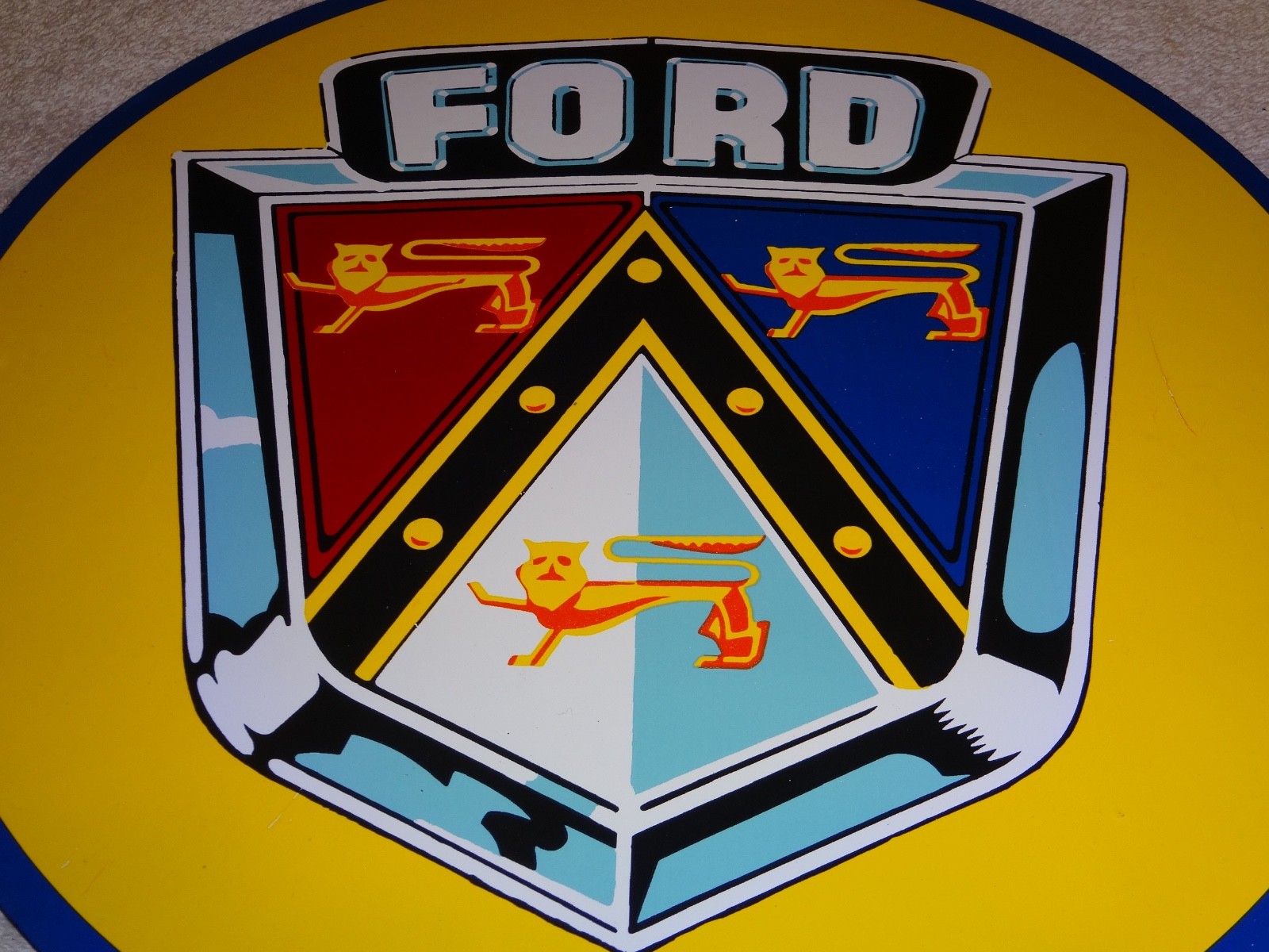 VINTAGE FORD MOTOR CO. JUBILEE LION PORCELAIN METAL CAR TRUCK GASOLINE OIL SIGN!