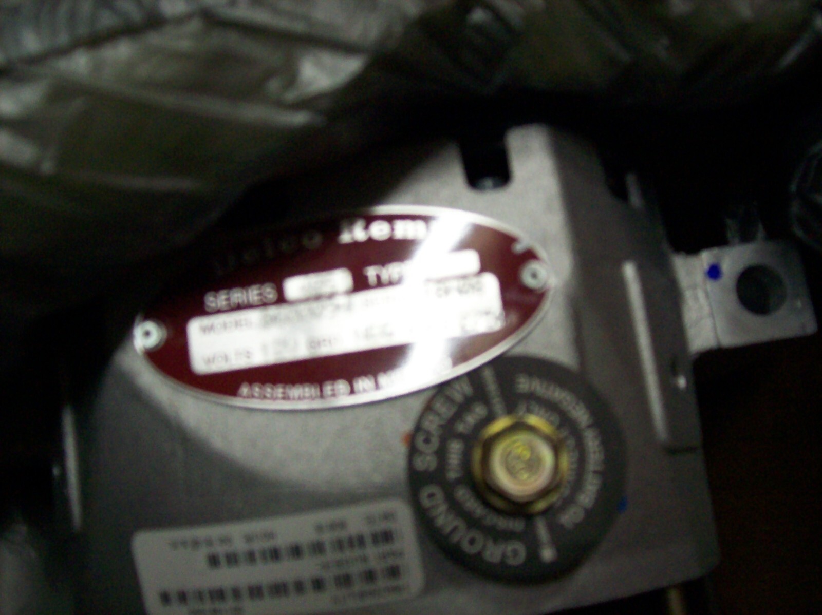 Delco Genuine OEM Alternator 8600094