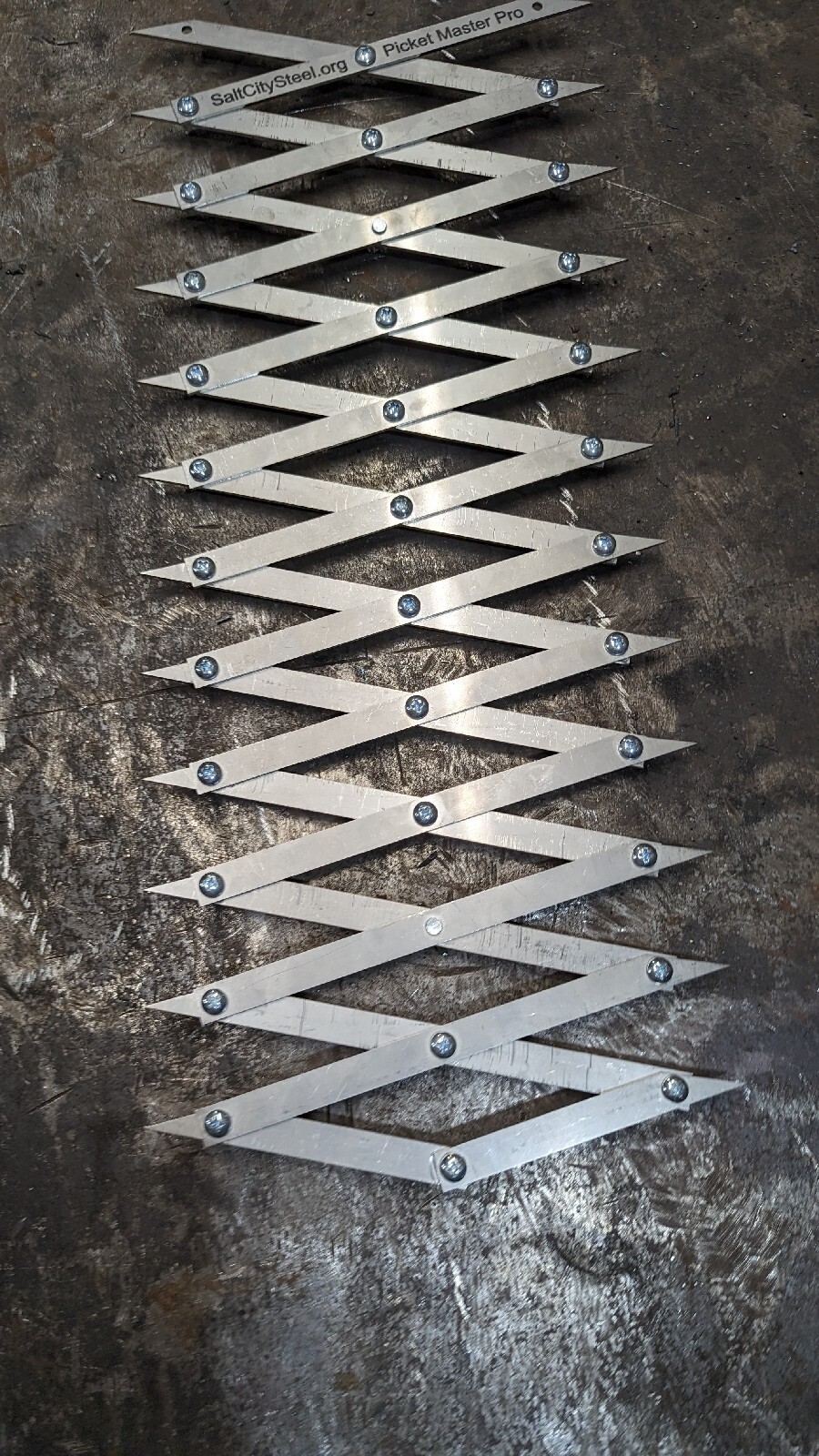 Picket Master Pro 12 point The Equal Spacing Layout Tool.