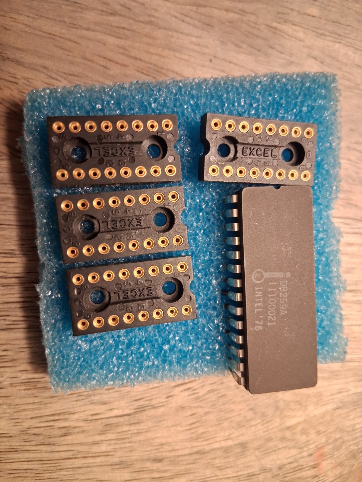 1976 Lawrence Livermore Laboratory MST-80 Intel 8080 Training Computer Powers On