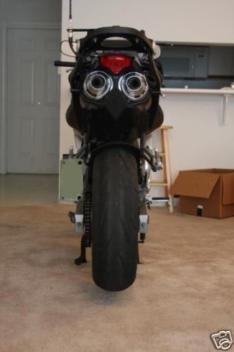 Side Vertical License Plate Relocation Bracket for YAMAHA YZF R1 Series All Year