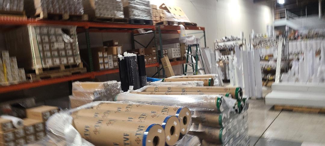 13 oz Scrim Outdoor Reinforced Tough UV Banner Solvent Latex Inks PVC Vinyl Roll