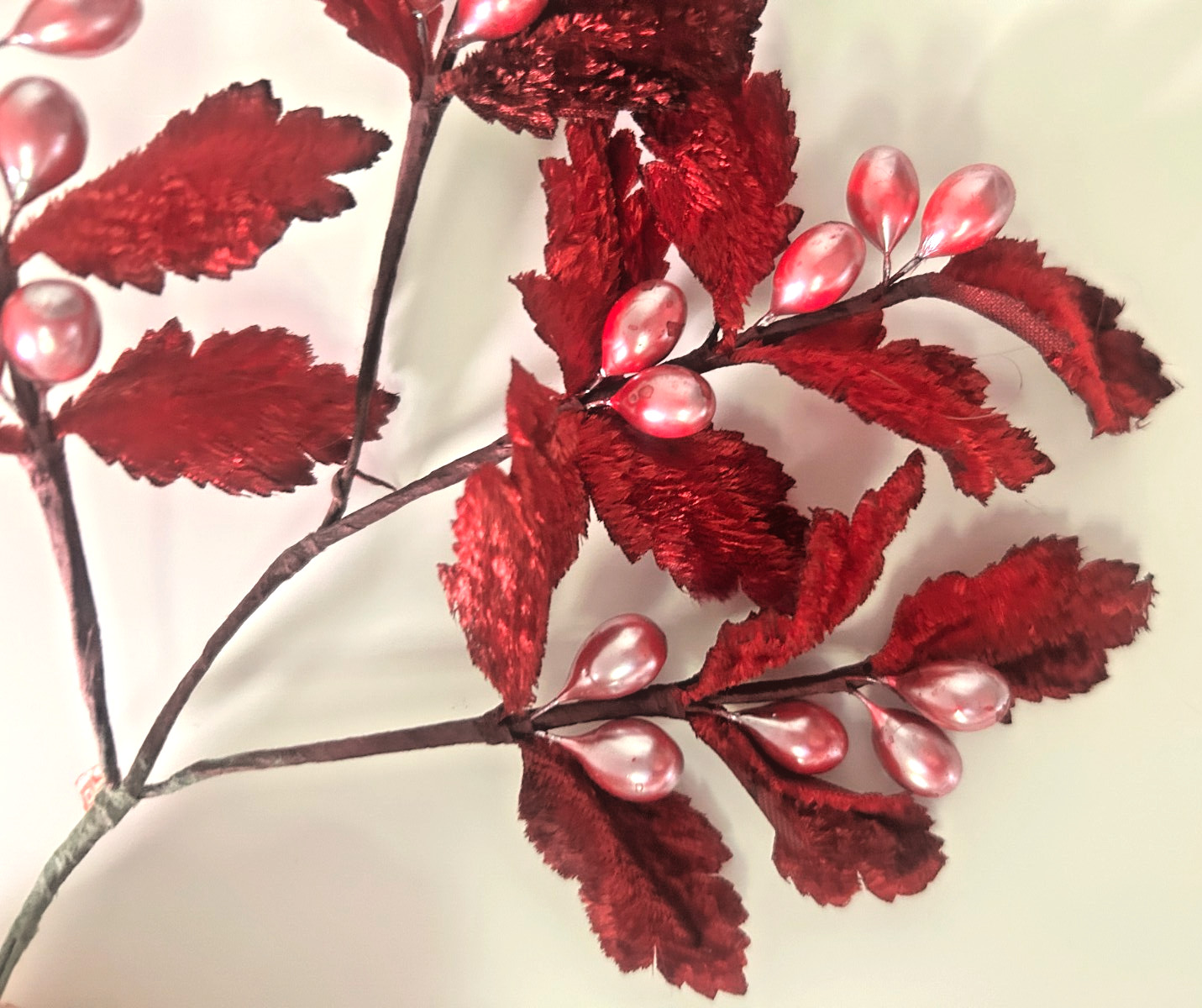 vintage 1940s velvet leaves rouge stamens oxblood red 1 spray made in Japan