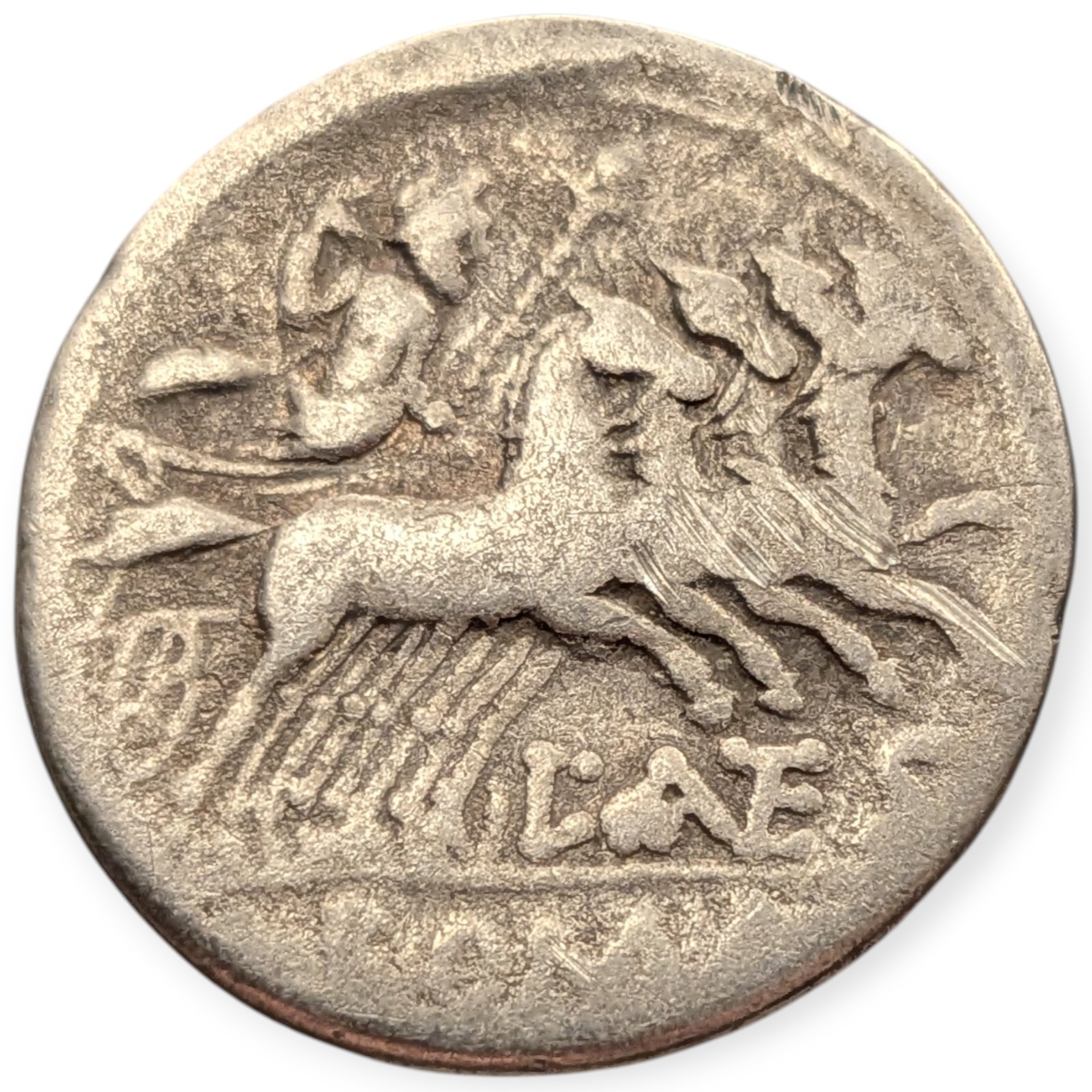 136BC Roman Republic Silver Denarius L Antestius Gragulus Jupiter Quadriga 10Q