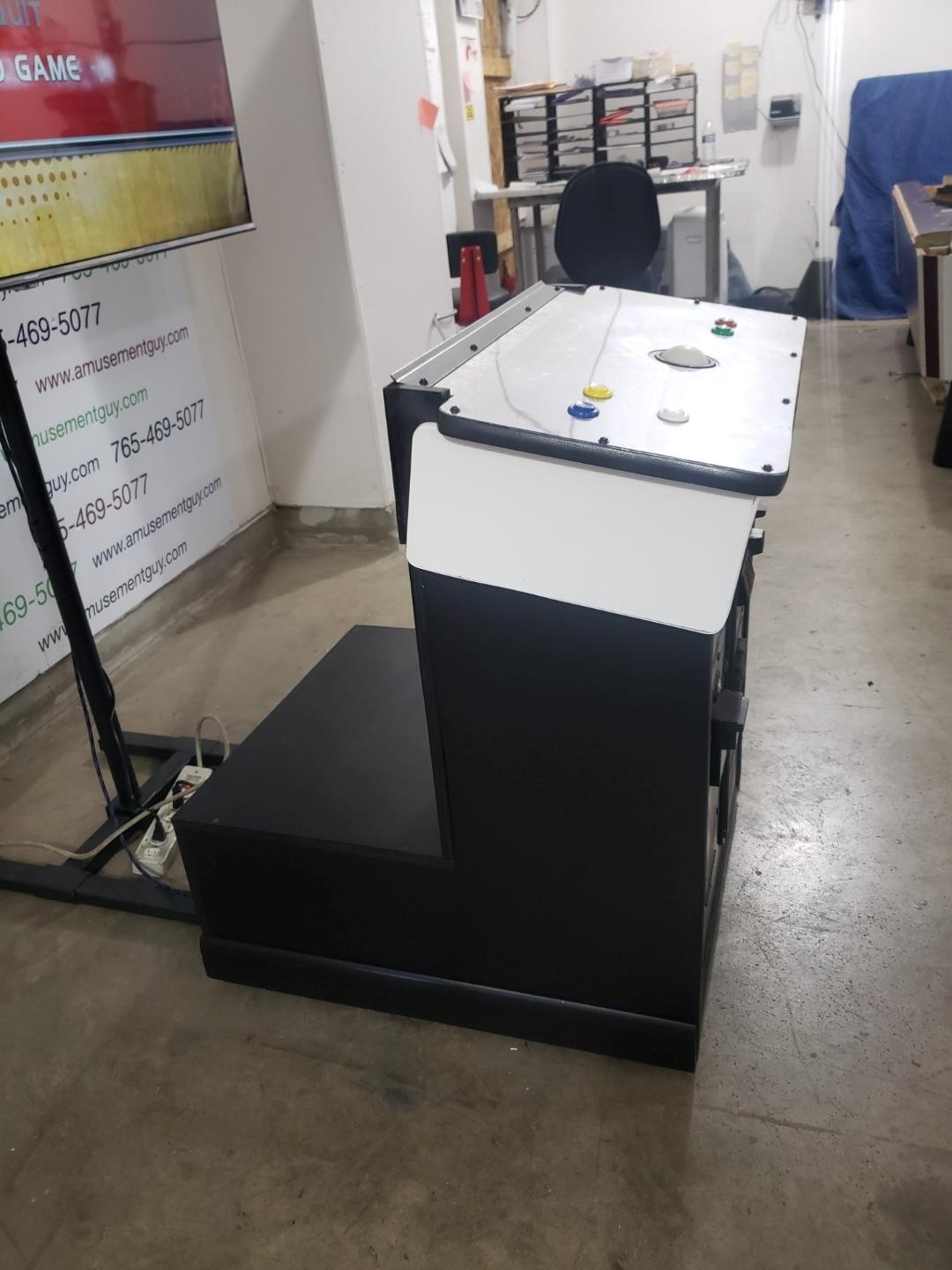 Arcade Collection Pedestal by Incredible Technologies Arcade Video Game