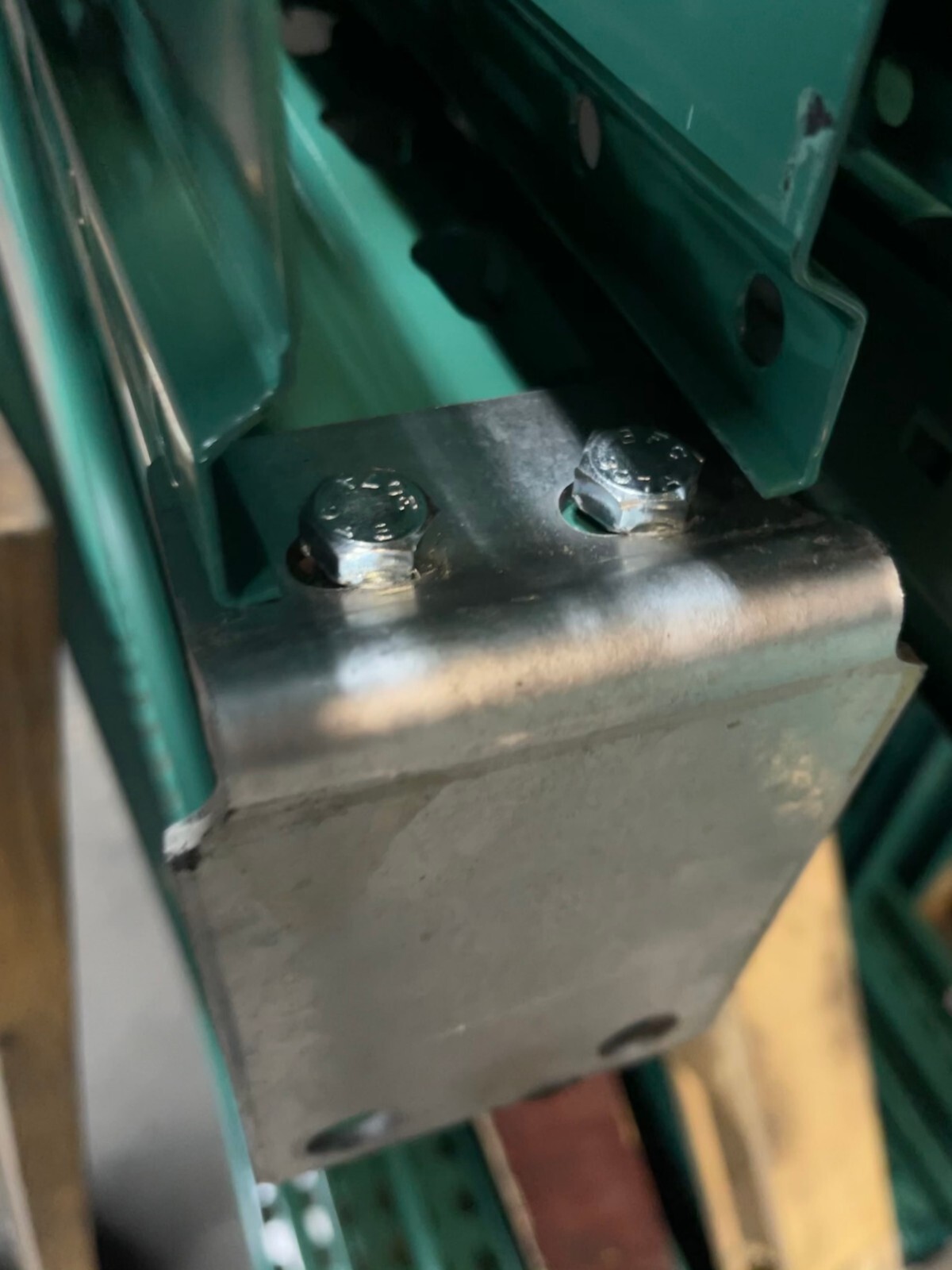 (10) Pallet Racking Universal Foot Plates for Uprights, Nuts and Bolts included