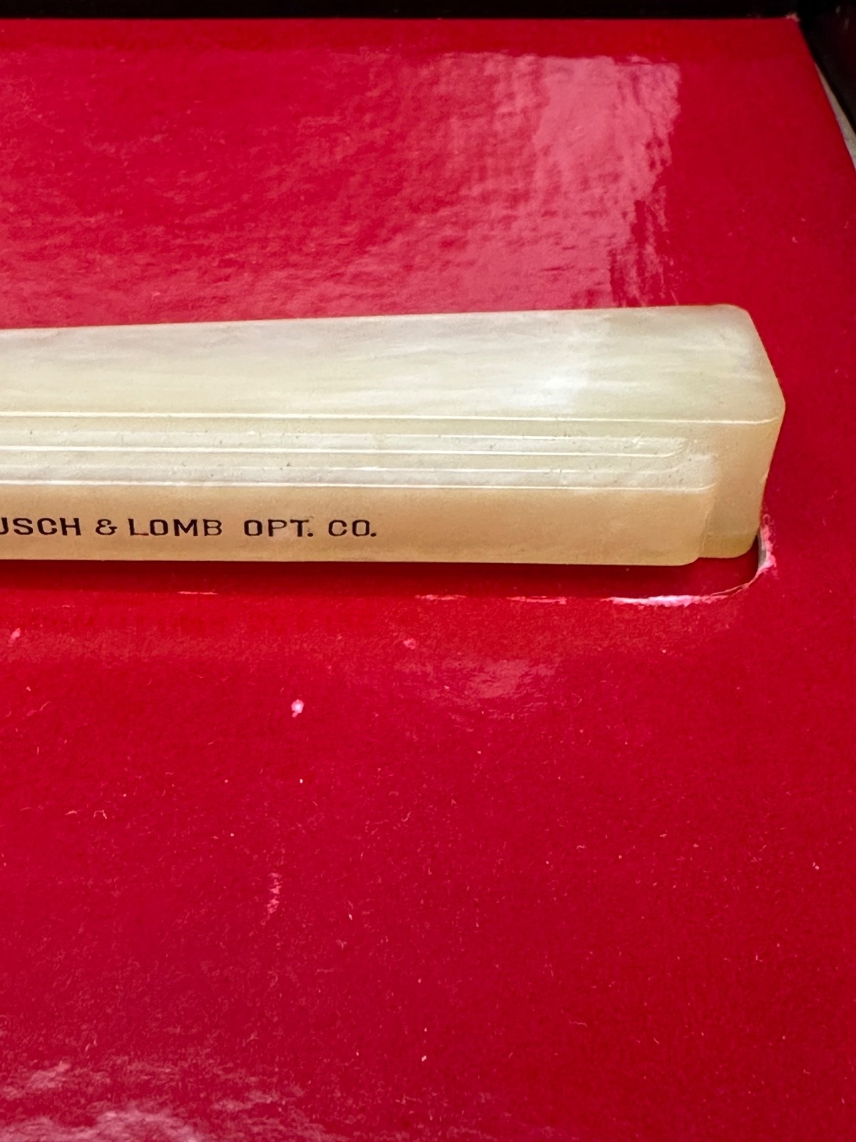 Vintage Bausch & Lomb Ivory 2”x3 7/8”Optical Magnifier Bakelite Magnifying Glass