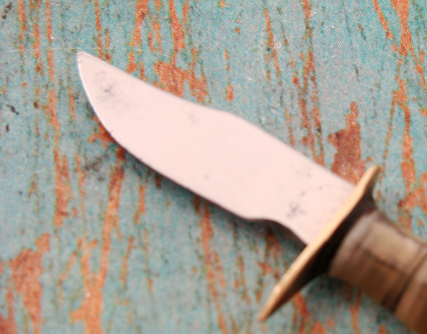 HANDMADE MINIATURE HORN HUNTING BOWIE KNIFE MINI CHARM PENDANT CUSTOM KNIVES