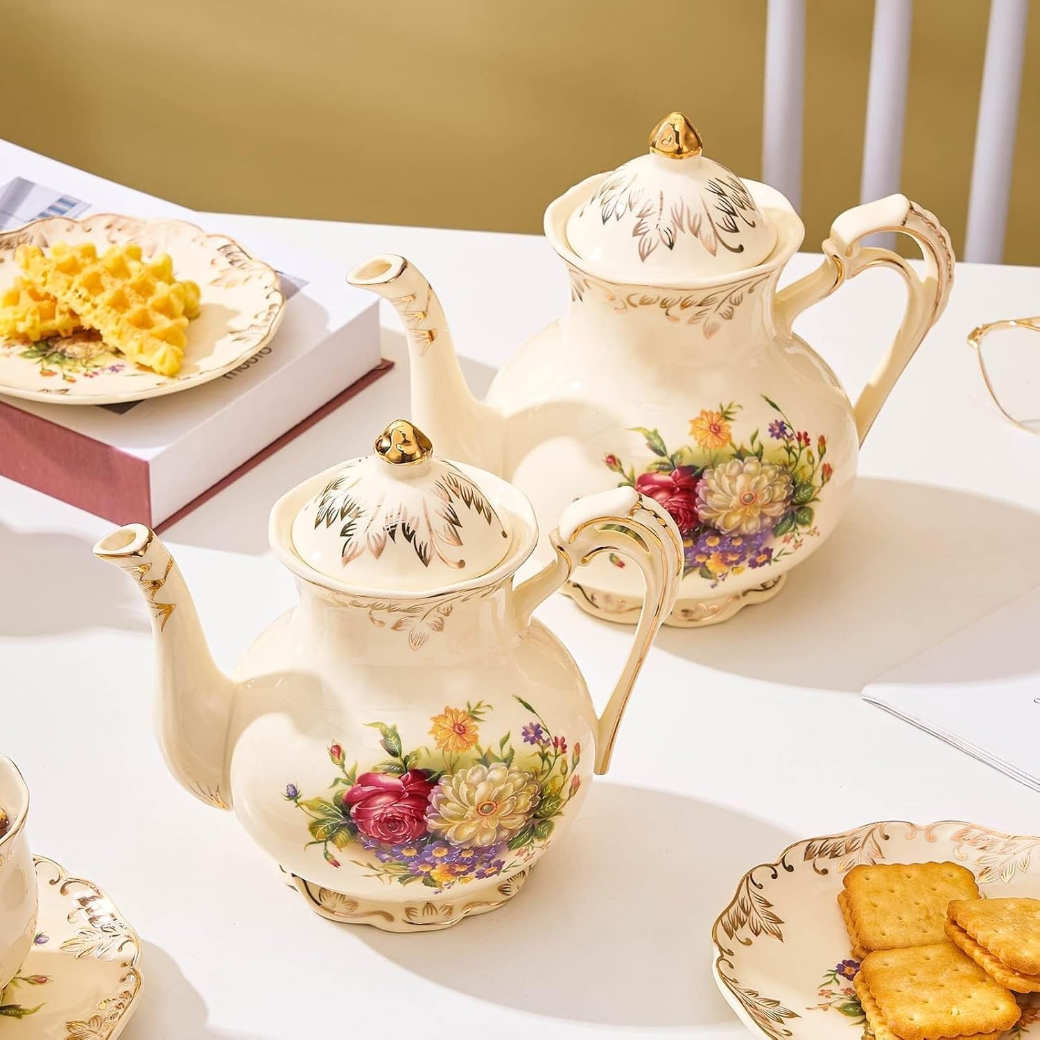 Ceramic Tea Pot 25 OZ/3 Cup Small Ivory Vintage Floral Porcelain Teapot