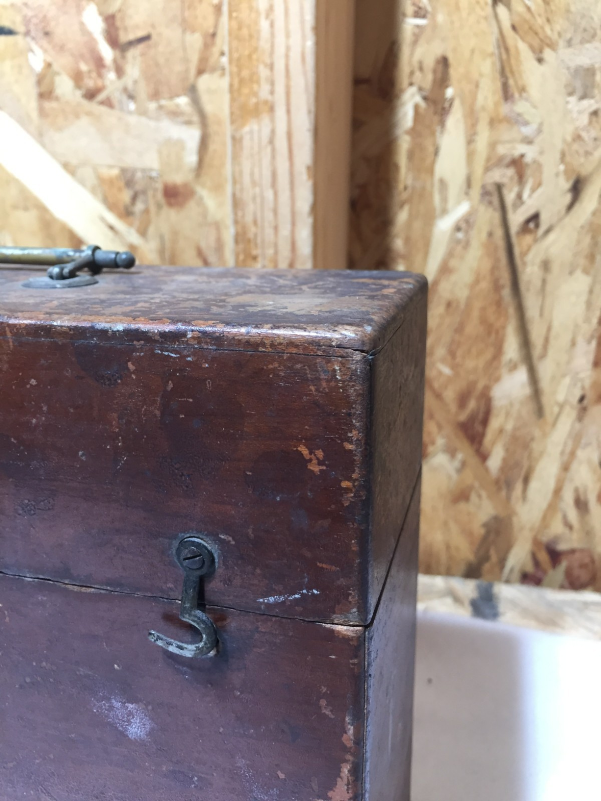 Antique Circa 1930s Hand Made Wood Chest 10" X 8" X 4" Top Compartment Lock