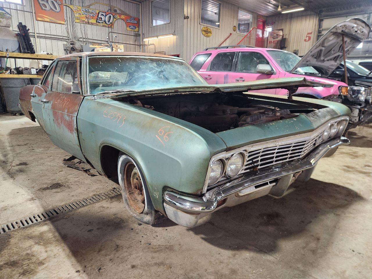 Manual Transmission 3 Speed 6-250 Fits 1966 CHEVROLET BISCAYNE 1325865